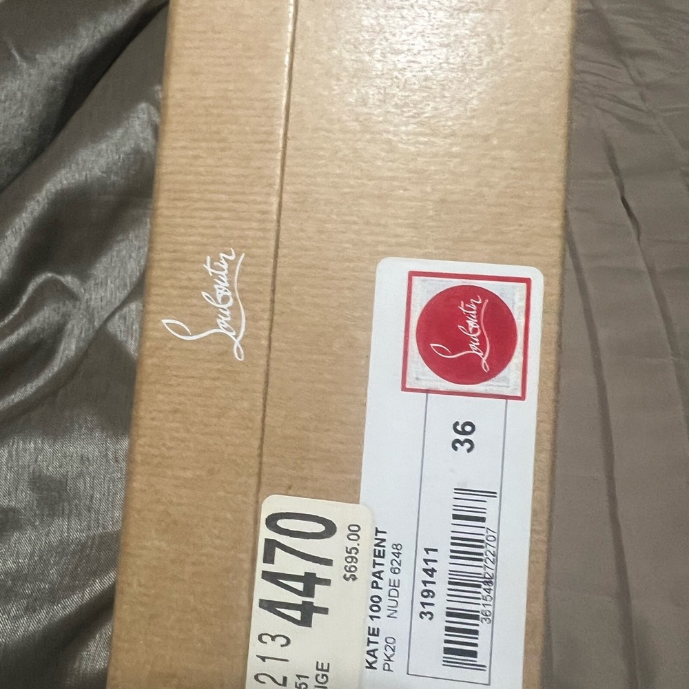 Christian Louboutin Tan Stiletto Heel! like new! Only worn a couple times. - Picture 5 of 6
